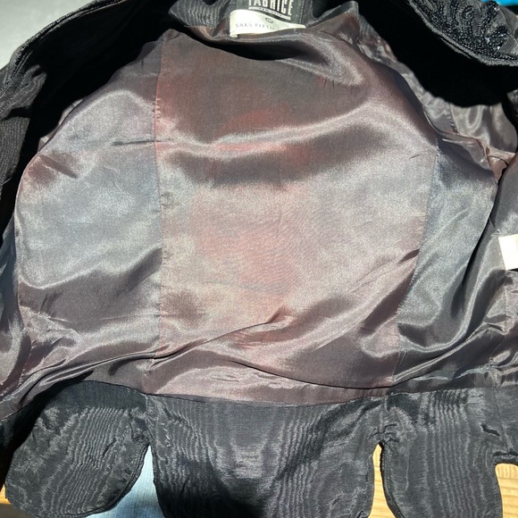 Vintage Fabrice sequence and silk waist jacket. Size small/extra small. - Picture 13 of 14